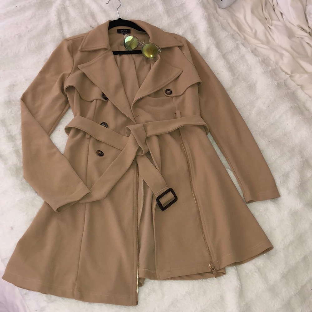 Lightweight soft trench coat